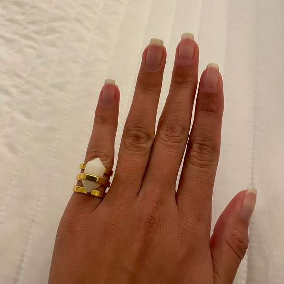 Gold Pinky Ring - Picture 4 of 5